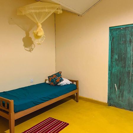 نزل ديكويلاّ تينفي Lazy Monkey Sri Lanka المظهر الخارجي الصورة